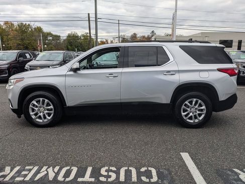 Used 2021 Chevrolet Traverse LT w/ LPO, Floor Liner Package image 4