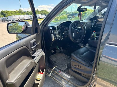 Used 2018 Chevrolet Silverado 1500 LT w/ All Star Edition AWD/4WD image 5