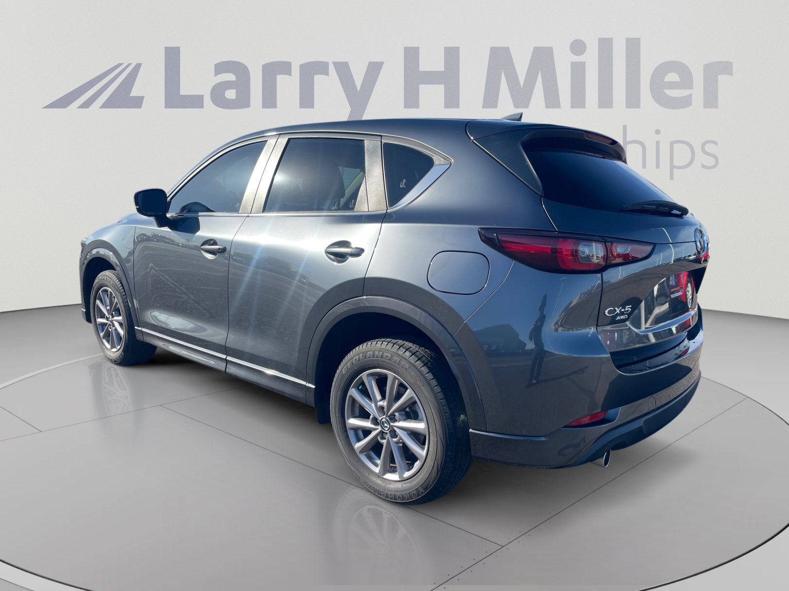 Used 2024 MAZDA CX-5 AWD 2.5 S w/ Select Package image 3