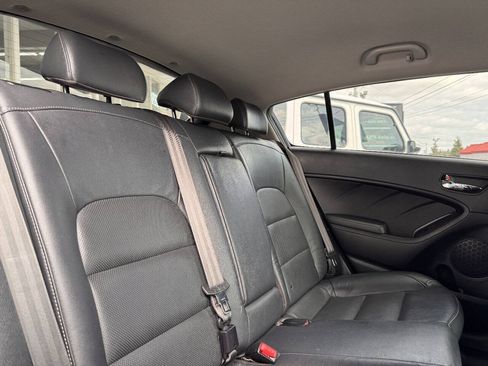 Used 2017 Kia Forte EX FWD image 19