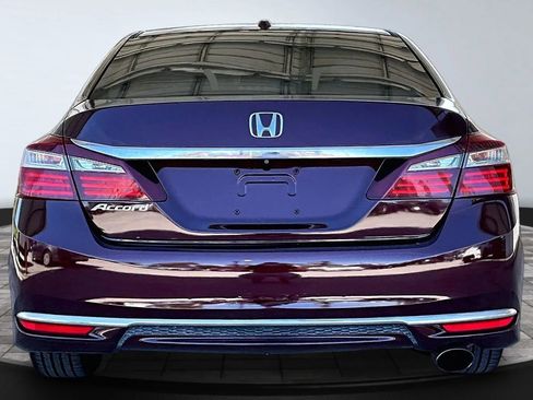 Used 2016 Honda Accord EX-L image 5