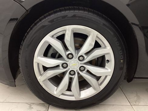 Used 2019 Chevrolet Impala LT FWD image 46
