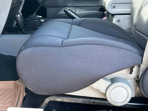 Used 2008 Jeep Wrangler Unlimited Sahara w/ Dual Top Group image 9