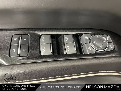 Used 2021 Cadillac Escalade Sport Platinum image 22