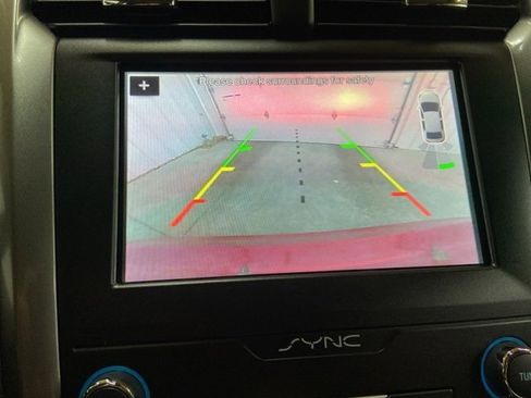 Used 2019 Ford Fusion SE image 42