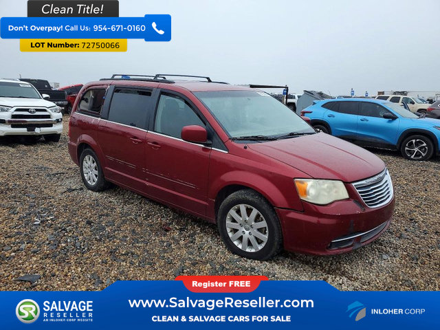 Used 2013 Chrysler Town & Country Touring FWD image 5