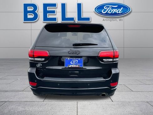 Used 2018 Jeep Grand Cherokee Altitude image 5