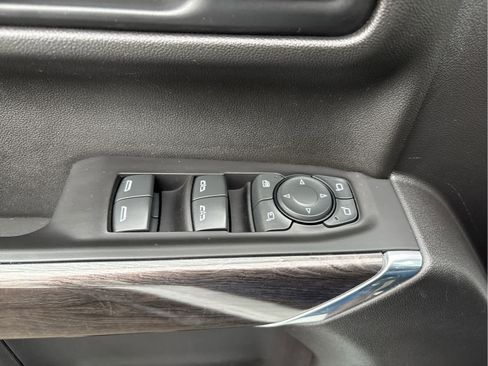 Used 2022 Chevrolet Silverado 1500 LTZ w/ LPO, Dark Essentials Package image 27