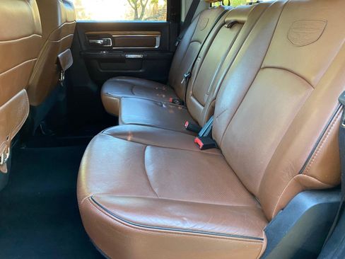 Used 2014 RAM 2500 Longhorn w/ Convenience Group AWD/4WD image 37