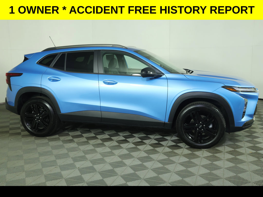 Certified 2025 Chevrolet Trax ACTIV w/ Driver Confidence Package FWD image 2