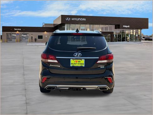 Used 2018 Hyundai Santa Fe Limited FWD image 10
