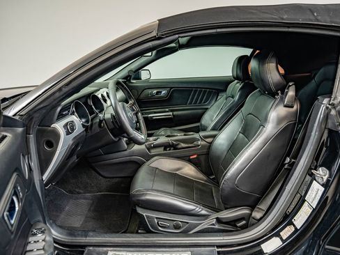 Used 2017 Ford Mustang Premium RWD image 34