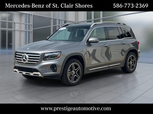 Certified 2026 Mercedes-Benz GLB 250 4MATIC image 1