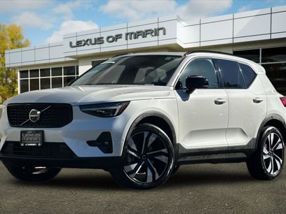 Used 2024 Volvo XC40 B5 Ultimate w/ Protection Package Premier