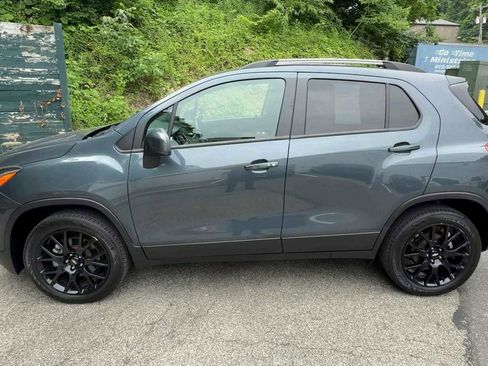 Certified 2022 Chevrolet Trax LT w/ Sport Edition AWD/4WD image 5
