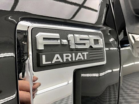 Used 2022 Ford F150 Lariat w/ Equipment Group 502A High image 8