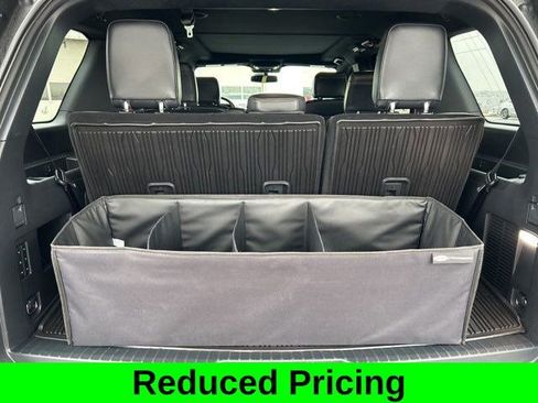 Used 2023 Ford Expedition Platinum AWD/4WD image 35