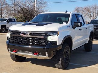 Used 2023 Chevrolet Silverado 1500 ZR2 w/ Technology Package video 3