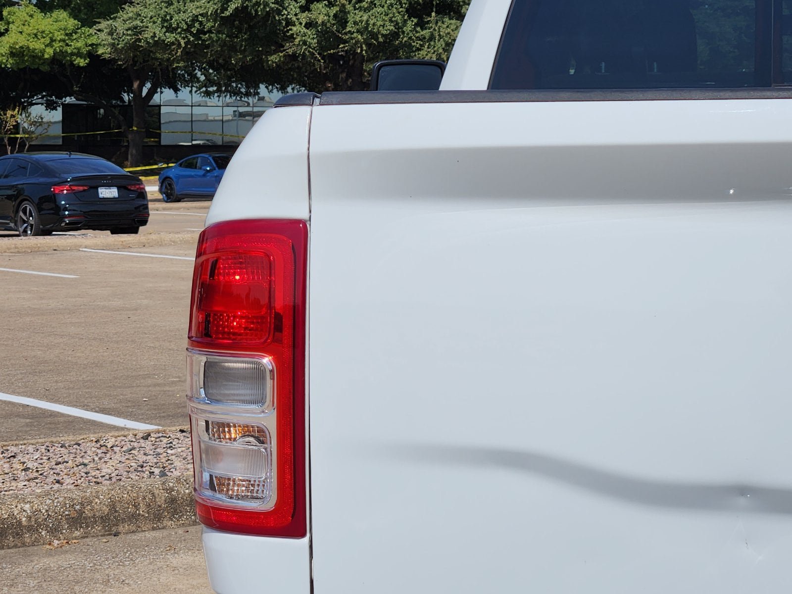 Used 2024 RAM 2500 Tradesman w/ Chrome Appearance Group AWD/4WD image 15
