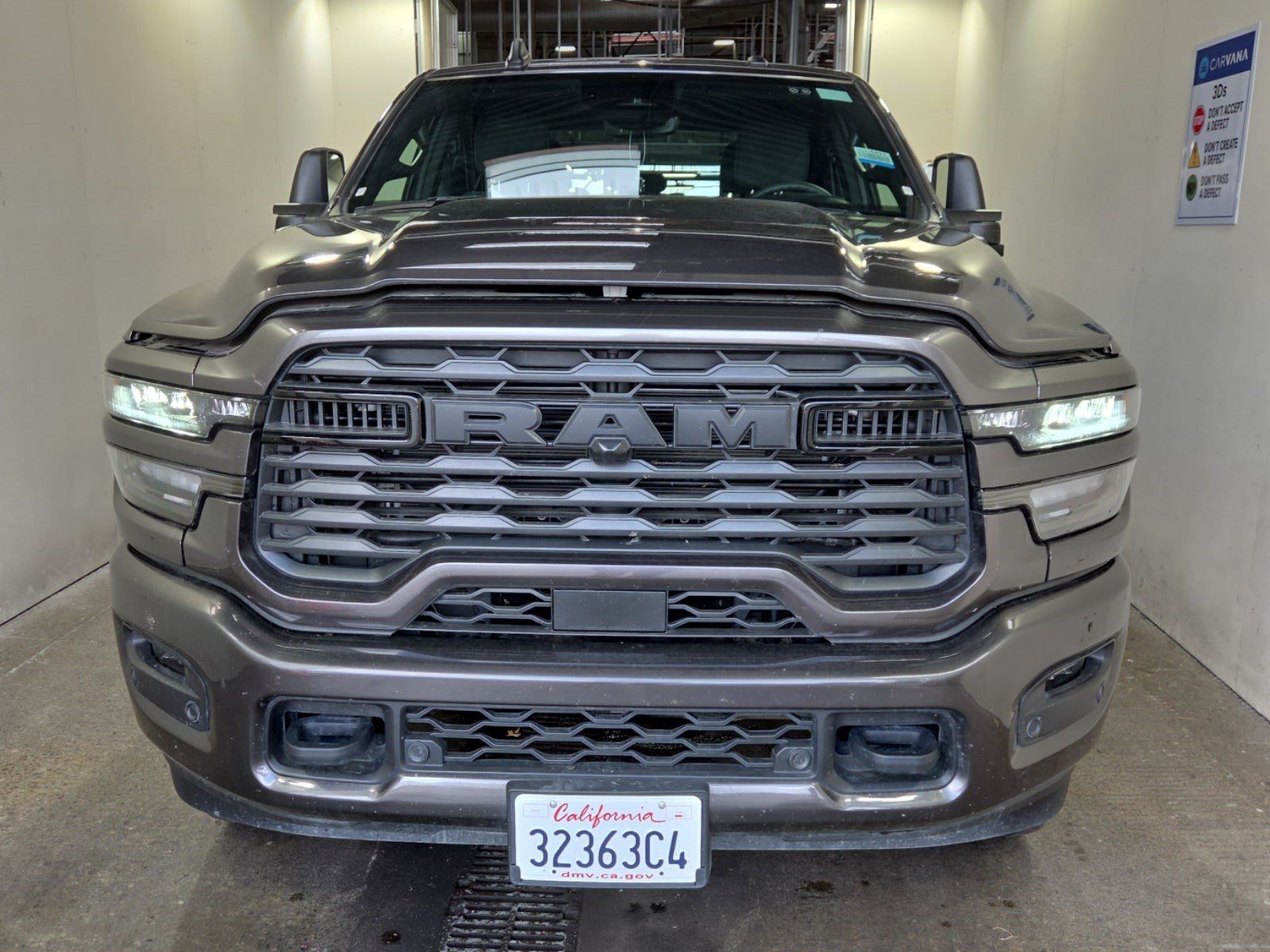 Used 2025 RAM 2500 Big Horn AWD/4WD image 3