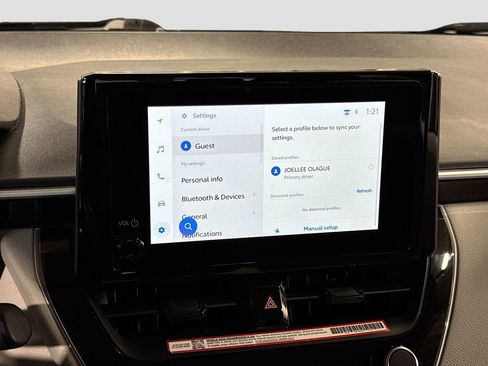 Used 2025 Toyota Corolla LE image 21