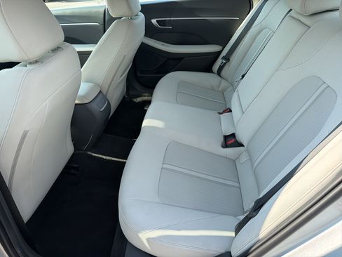 Used 2024 Hyundai Sonata SEL FWD image 30