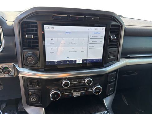 Used 2023 Ford F150 Lariat w/ Trailer Tow Package image 14