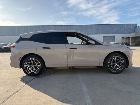 Used 2026 BMW iX xDrive45 image 6