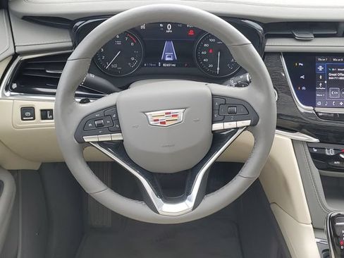 Certified 2020 Cadillac XT6 Premium Luxury AWD/4WD image 14