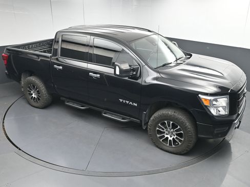 Used 2021 Nissan Titan SV w/ SV Convenience Package image 33