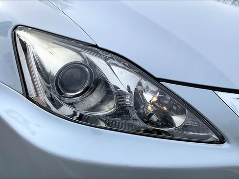 Used 2010 Lexus IS 250 image 26