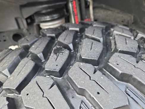 Used 2021 Jeep Gladiator Sport image 26