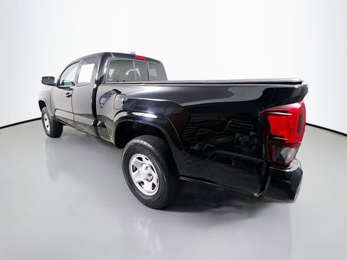 Used 2023 Toyota Tacoma SR w/ SR Convenience Package image 8