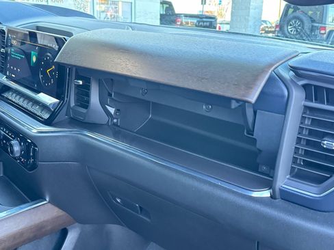 Used 2023 Chevrolet Silverado 1500 High Country w/ Technology Package image 36