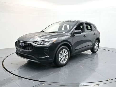 New 2026 Ford Escape Active FWD image 3