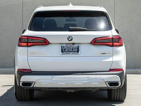 Used 2019 BMW X5 xDrive40i w/ Premium Package 2 AWD/4WD image 4