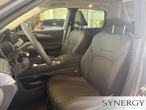 New 2027 INFINITI QX60 Luxe w/ Cargo Package FWD image 26