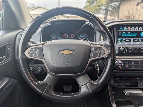 Used 2018 Chevrolet Colorado Z71 image 16