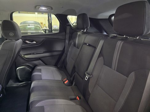 Used 2025 Chevrolet Blazer LT image 14