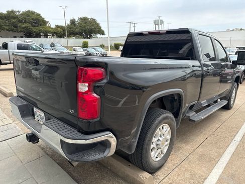 Used 2024 Chevrolet Silverado 2500 LT w/ Convenience Package AWD/4WD image 5