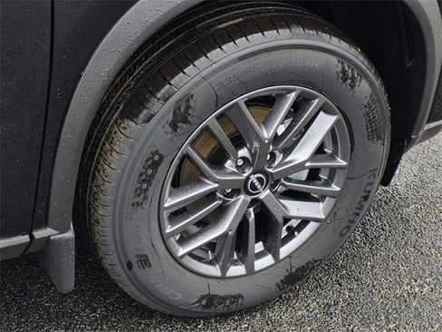 New 2026 Nissan Rogue S image 5