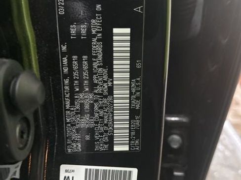 Used 2023 Toyota Highlander XLE FWD image 26