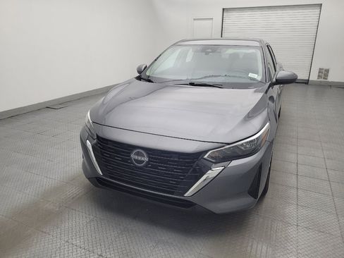 Used 2024 Nissan Sentra SV FWD image 15
