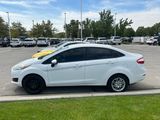 Used 2017 Ford Fiesta S image 4