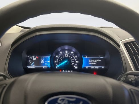 Used 2022 Ford Edge SE image 9