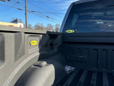 Used 2022 Ford F150 Lariat image 26