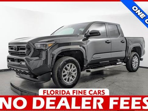 Used 2025 Toyota Tacoma SR5 RWD image 1