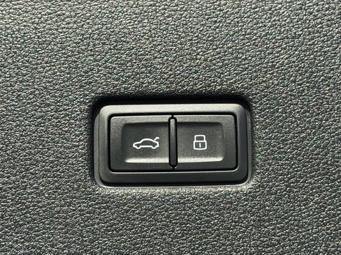 Used 2024 Audi SQ8 Premium Plus w/ Executive Package image 14