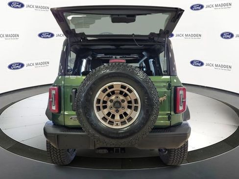 New 2025 Ford Bronco Badlands image 2