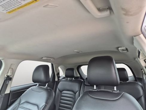 Used 2021 Ford Edge SEL AWD/4WD image 12